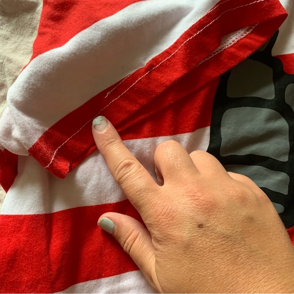 ☀️ Where’s Waldo (where’s Wally) shirt - Picture 5 of 7